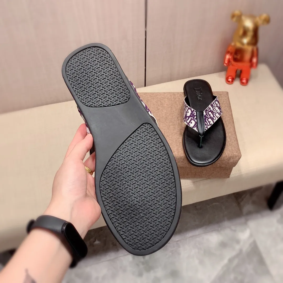 Slippers: New model factory price 220: 🎩🎩🔥🔥《Dior* 》【High·Version】Series of slippers, top purchasing agent🔍🔍Men's 2020 counters are on sale at the same time, imported from Italy, original selected cowhide, exquisite workmanship,), sole: (super comfortable) original factory special supply Original sole, ⚠️Exclusive double-layer movable molded sole, super comfortable⚠️, real shot 🎬The real thing is more beautiful🔍🔍original quality, you can go in and out of the counter at will, 266 positive code 38-44, long-term availability